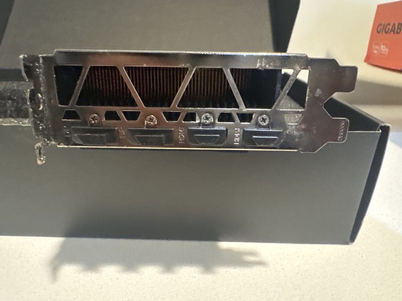 Gigagyte Rtx 3080 Turbo 10G Carousel 4