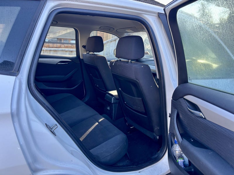 2010 BMW X162864753090690112