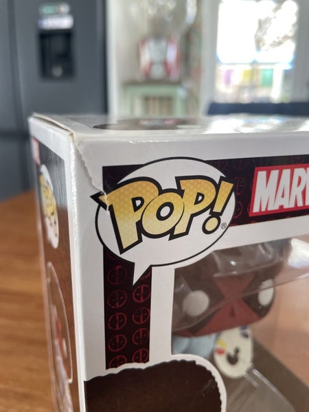Funko Pop! Marvel # 319 Deadpool as Bob Ross Carousel 2