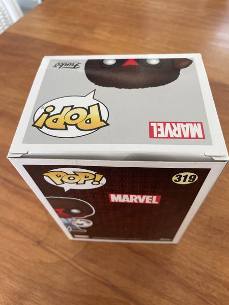 Funko Pop! Marvel # 319 Deadpool as Bob Ross Carousel 7