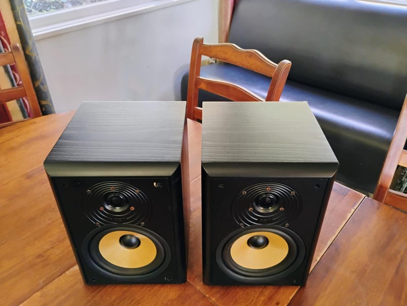 Bower&Wilkens (CDM2) Bookshelf Speakers62863224657667112