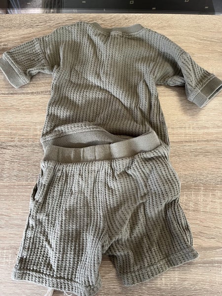 Jamie Kay top and shorts62854320806403112