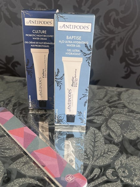 Antipodes x2 and nail file- new! Carousel 7