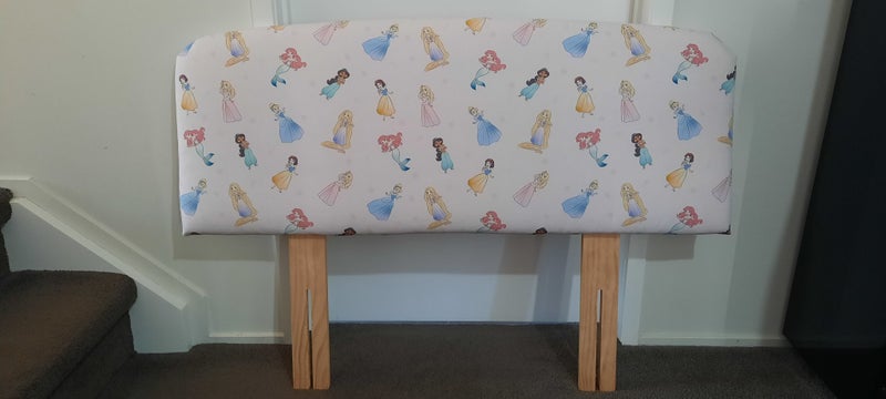 Princesses Drawers + Headboard + Pillowcase + Pencil Holder Carousel 2