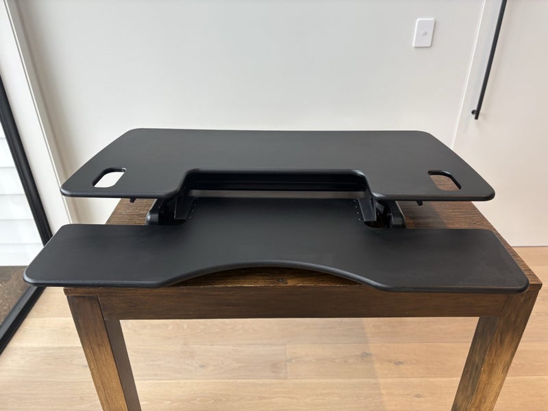 Varidesk Adjustable Standing Desk Carousel 2