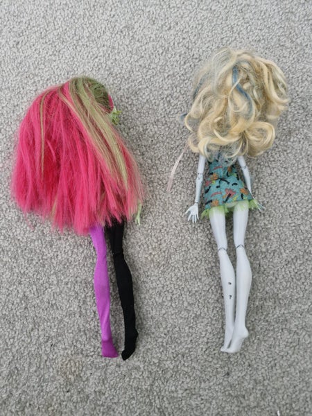 2x Monster High Dolls Carousel 2