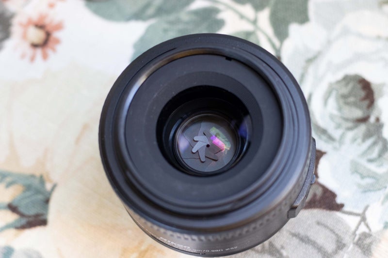 Nikkkor Lens AF-S DX NIKKOR35mm f/1.8G62933723063171113