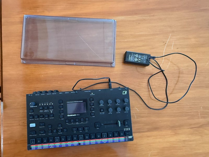 Elektron Octatrack Mk2. Sequencer, Sampler, Performance Mixer Carousel 2