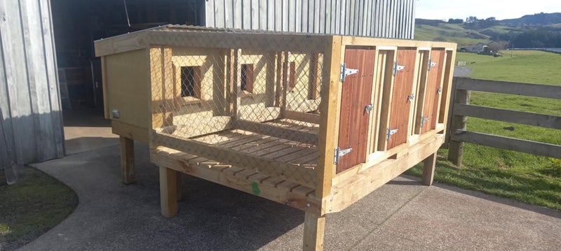 3 bay dog kennels and runs. Carousel 1