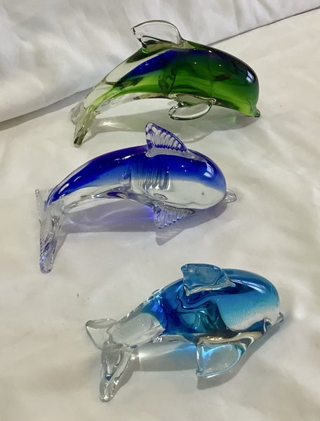 3 GORGEOUS DIVING DOLPHINS62863216628610112