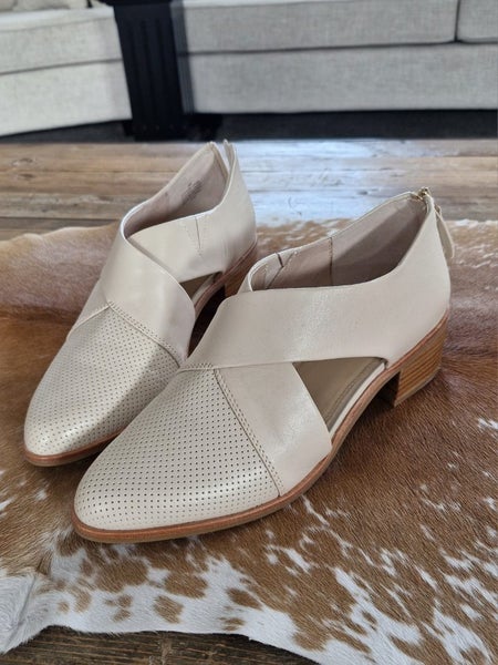 Isabella Anselmi leather shoes size 40/9 Carousel 1