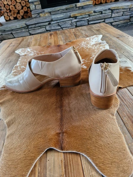 Isabella Anselmi leather shoes size 40/9 Carousel 2