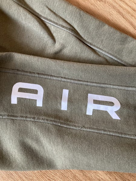 Girls Nike track pants 10-12 years Carousel 4