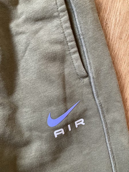 Girls Nike track pants 10-12 years Carousel 2