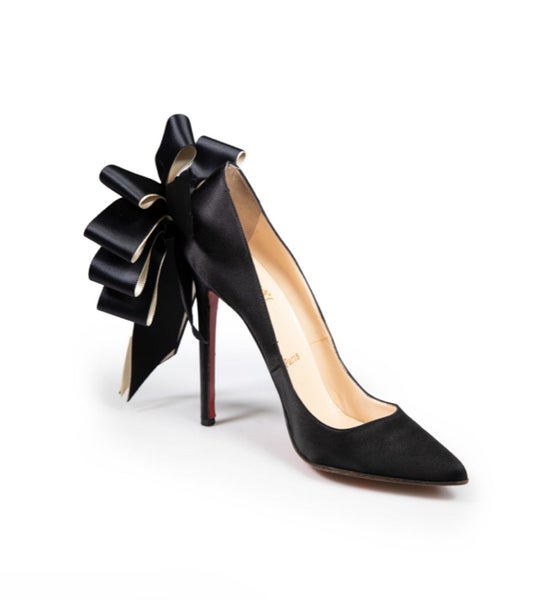 CHRISTIAN LOUBOUTIN ANEMONE SATIN PUMPS Carousel 2