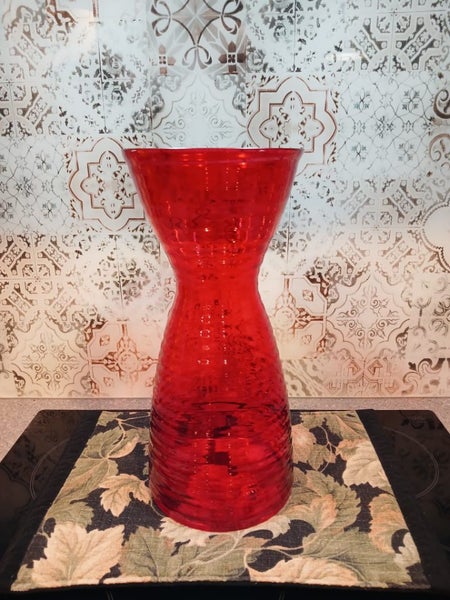 Vintage large ruby red glass vase629376278049311128