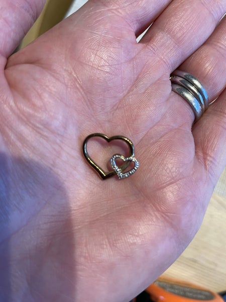Small 9ct gold heart pendant628647313775381115