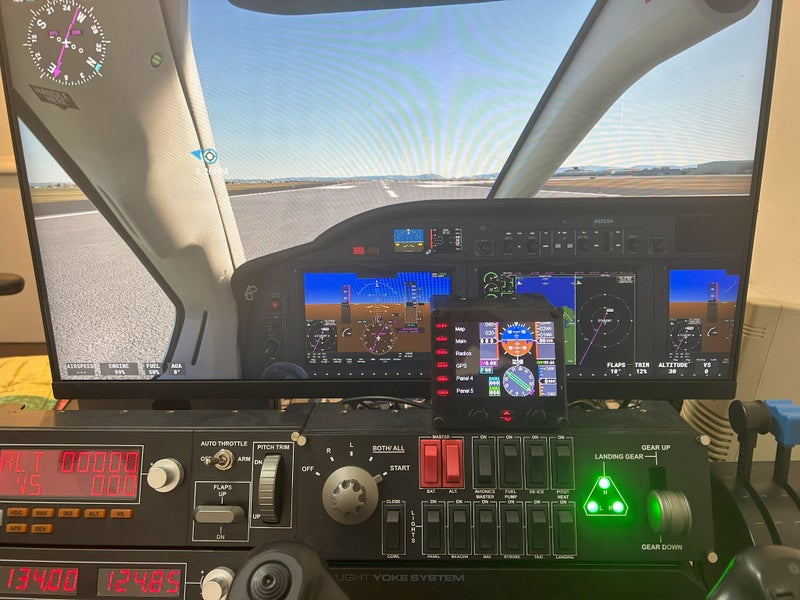 LOGITECH G FLIGHT SIM GEAR - THE COMPLETE SYSTEM Carousel 1