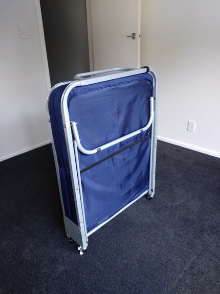 Folding bed with mattress and adjustable headrest Carousel 4