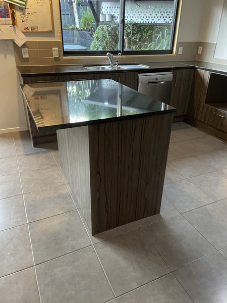 Kitchen Bench Top Island Delonghi Oven & Stove Top Carousel 2