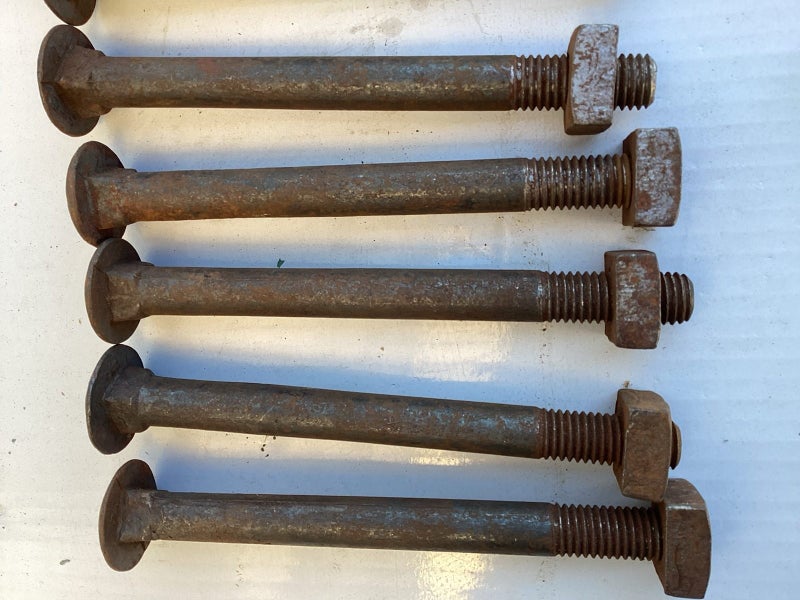 12 Coach Bolts & Nuts Carousel 3