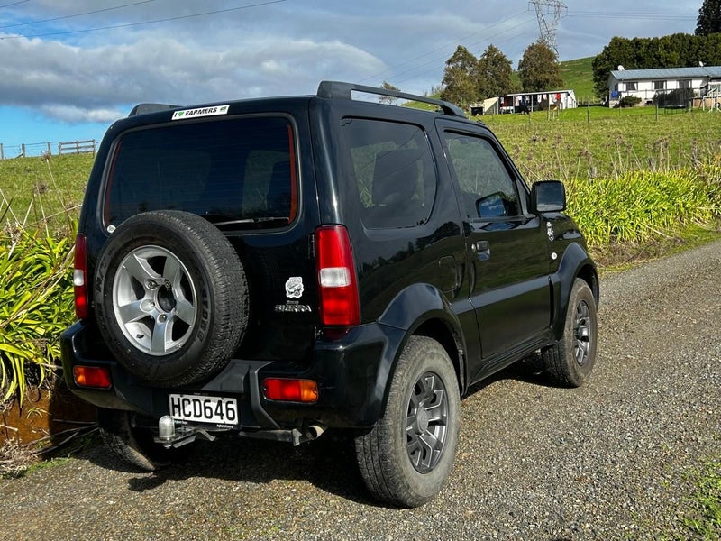 2013 Suzuki Jimny Sierra62867853581314111