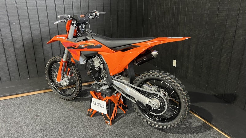 2025 KTM 125SX IN STORE NOW62865830232065114