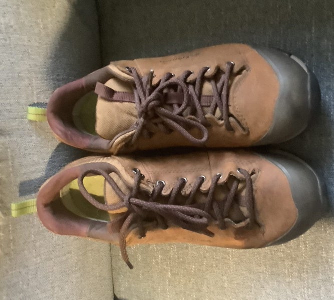 Kathmandu Strowam NGX Vibram Ladies Walking Shoes - EUR39 Carousel 1