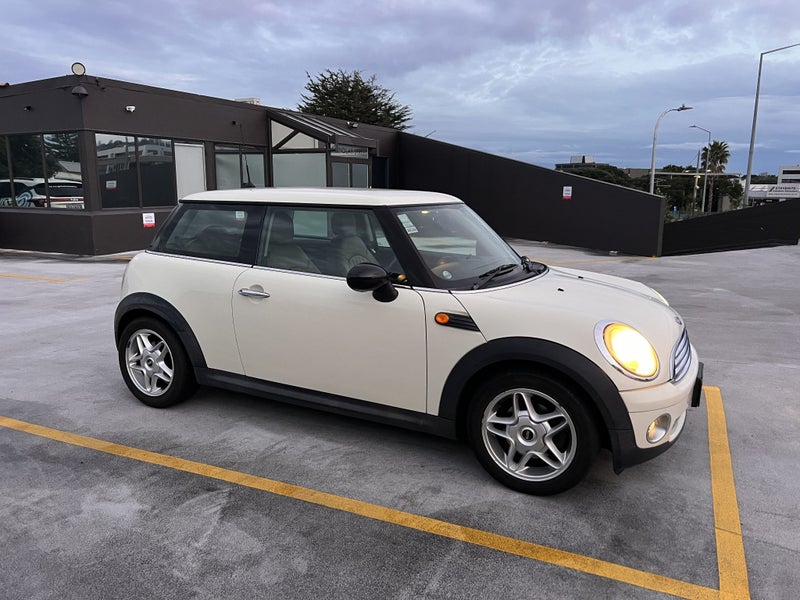 2009 MINI One62867853636739113