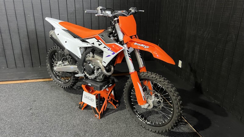 2023 KTM 250 SX-F RUN OUT SALE NOW ON!62865830237570112