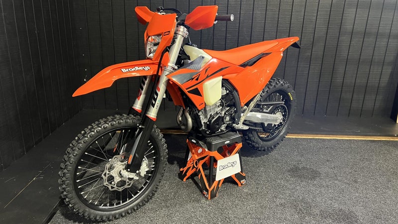 2025 KTM 500 EXC-F IN STOCK NOW62865830152835114