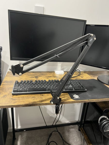 Mic stand Carousel 2