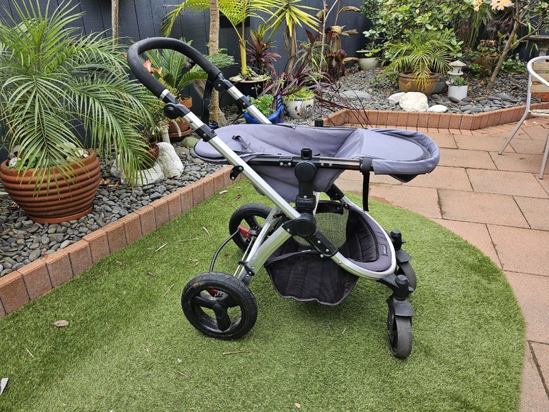 Redsbaby Pram / Pushchair Carousel 2