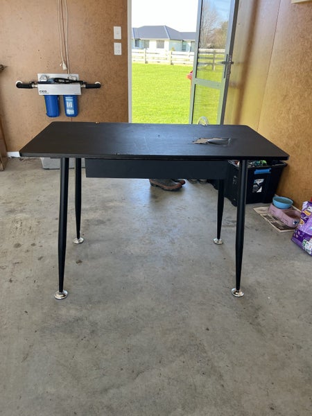 Desk Carousel 1