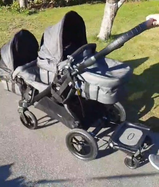 Baby jogger city select full twin setup Carousel 10