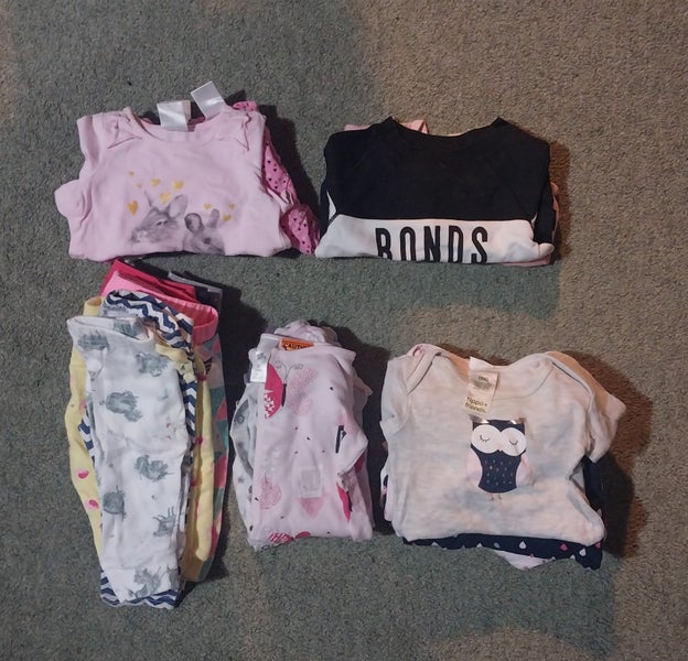 Bulk baby clothes 0-3months 24 items Carousel 1