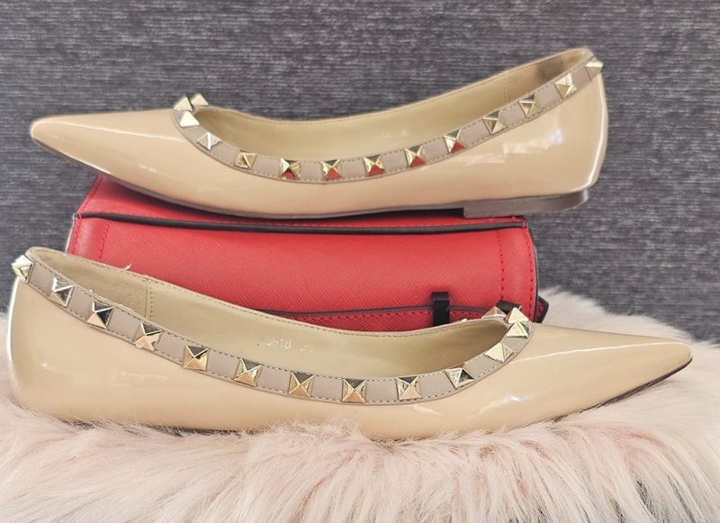 Authentic VALENTINO ROCKSTUD ballet flats Carousel 1
