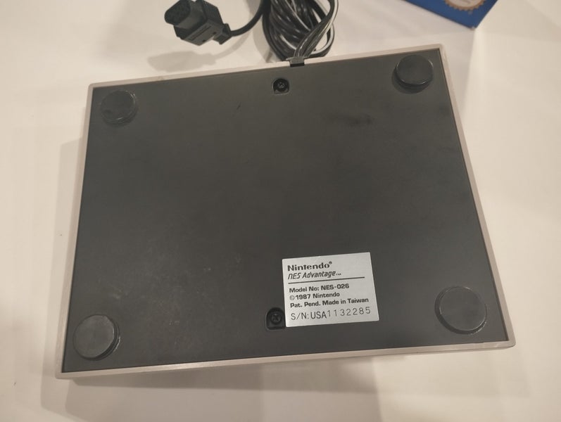*NES Advantage Controller - Boxed* Carousel 7