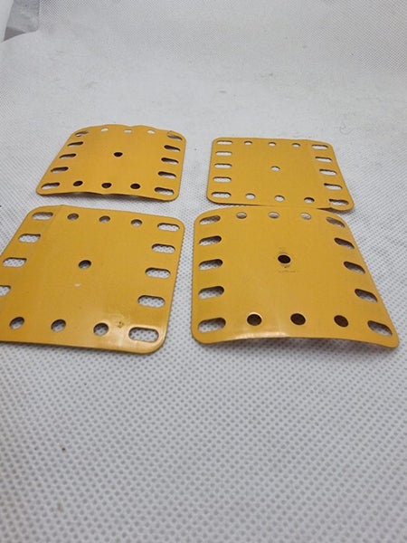 X4 Meccano Flexible Plates #194a Carousel 2