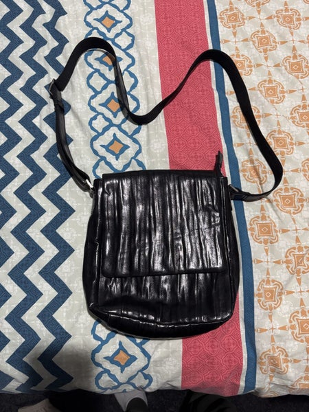 Handmade leather sling bag Carousel 2