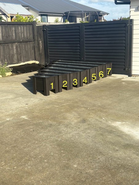 Planter Box(Price in Description)62932731116545112