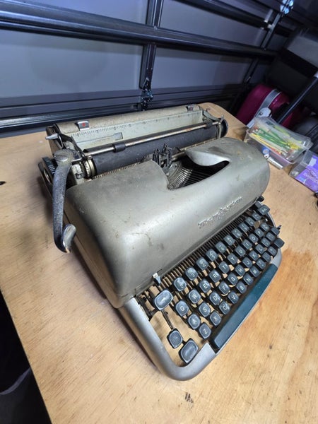 Vintage Remington Letter-Riter Typewriter Carousel 2