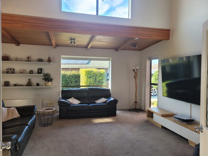 Shirley, 3 bedrooms62954757284225113
