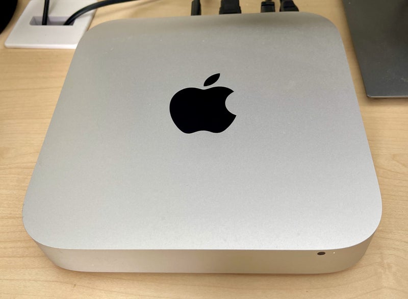 Mac mini late 2012 Intel i7 quad core, 16GB RAM, 2TB SSD Carousel 1