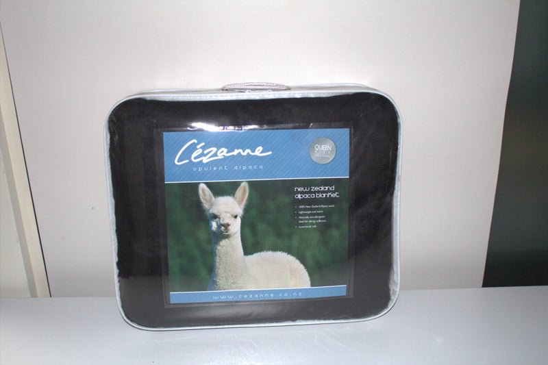 NZ Alpaca Queen Blanket (Dark Brown)62864740030339111