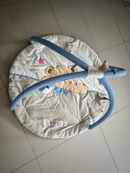 Baby Matt with Hanging Carousel 1
