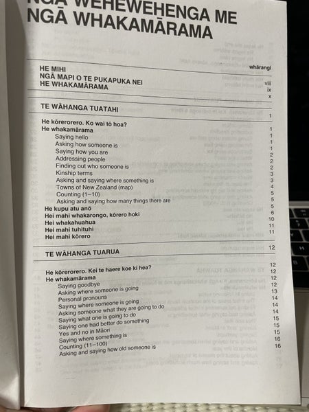 Te Whanake 1 & 2 Te Kakano and Te Pihinga by John C Moorfield (2 text books) Carousel 5