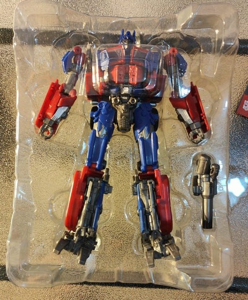 TRANSFORMERS STUDIO SERIES VOYAGER CLASS 32 OPTIMUS PRIME Carousel 2