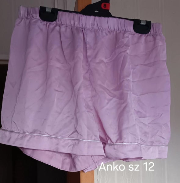 Pyjamas Carousel 2