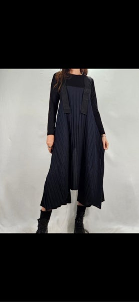Taylor Boutique One Size Navy Pleated Dress Carousel 1